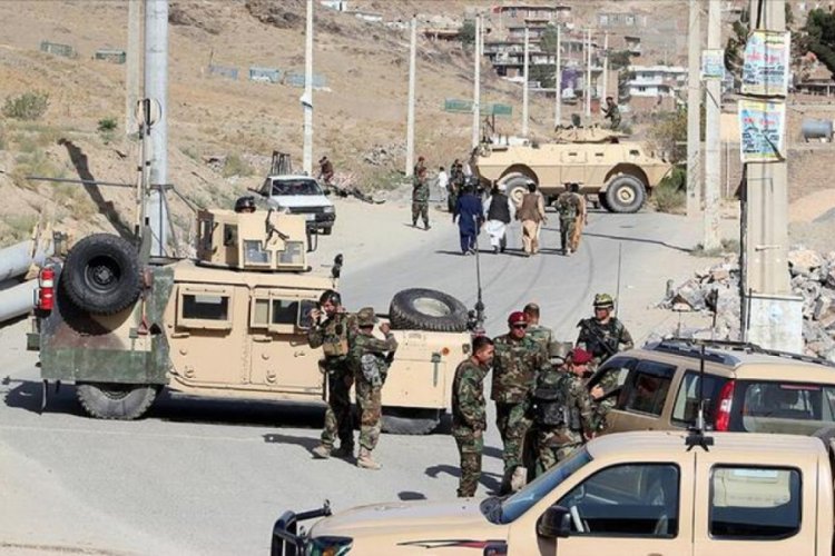 Afganistan'da Taliban saldırısı: 2 &ouml;l&uuml;
