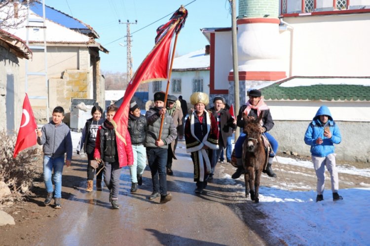 Yozgat'ta 'saya gezmesi' geleneği yaşatılıyor