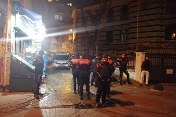 Sokak ortasındaki kavga kanlı bitti