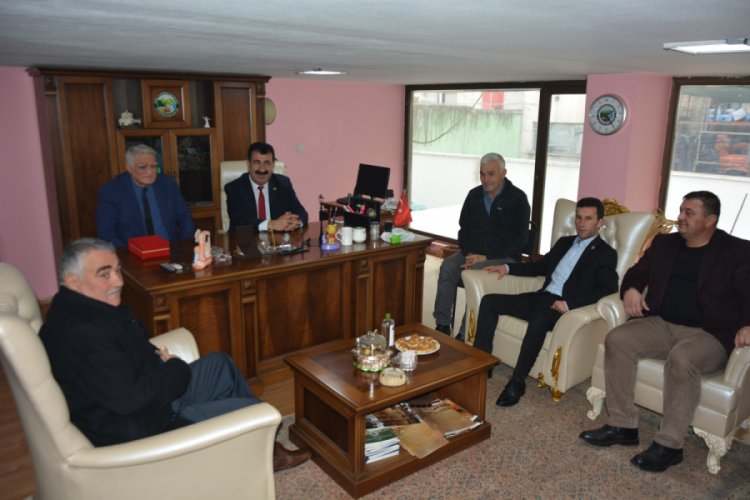 &Ccedil;elik, Bursa Damızlık Koyun ve Ke&ccedil;i Yetiştiricileri Derneği &uuml;yeleriyle bir araya geldi