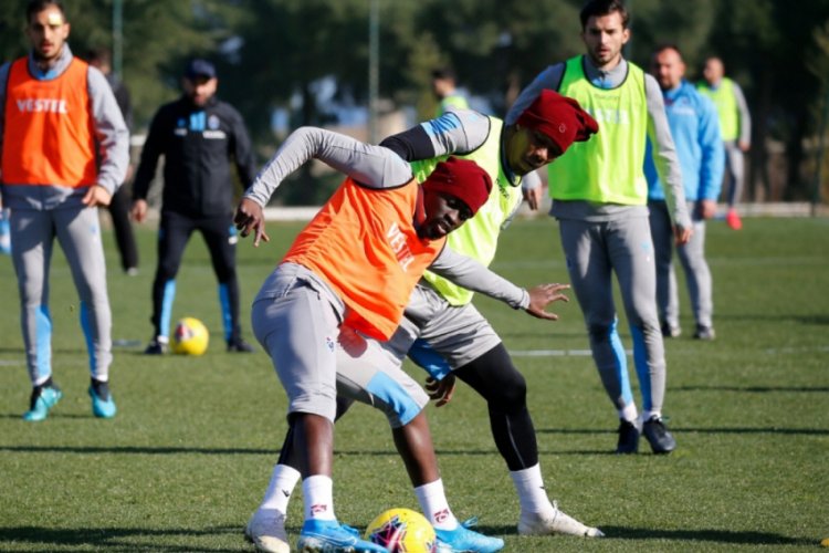 Trabzonspor, Fenerbah&ccedil;e ma&ccedil;ı hazırlıklarını s&uuml;rd&uuml;rd&uuml;