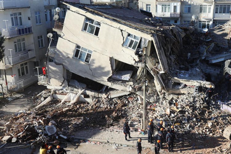 Deprem &ouml;ncesi ve sonrası bunlara dikkat!