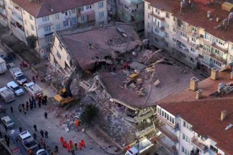 Deprem b&ouml;lgesine yeni yardım