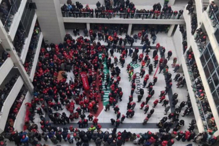 Çankaya Belediyesi'nde zam alamayan işçiler eylem yaptı