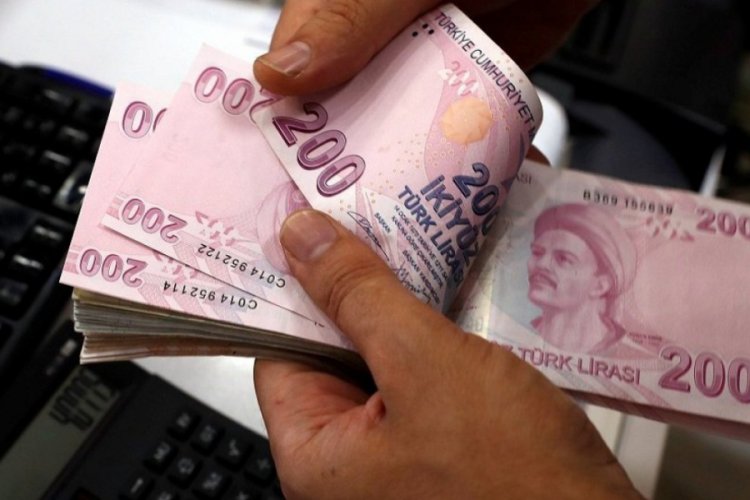 T&uuml;rk-İş: Ocak'ta 4 kişilik ailenin a&ccedil;lık sınırı 2 bin 219 lira