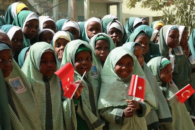 T&uuml;rk STK'lerin yardımları Nijerya ile bağları yeniden onarıyor