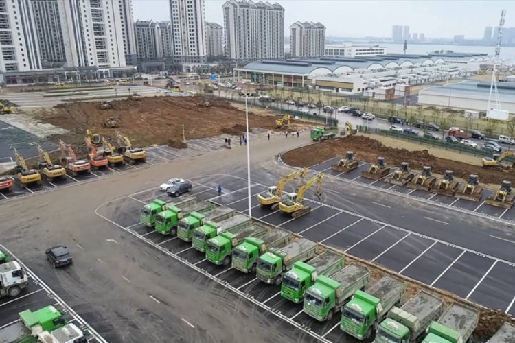 Wuhan'da ikinci hastanenin inşası s&uuml;r&uuml;yor