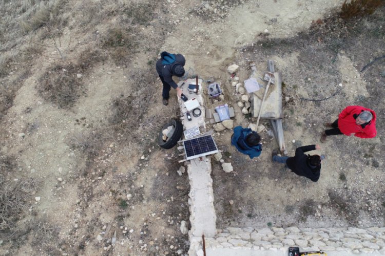 6.8'lik depremde y&uuml;zey kırığı oluşmadığı saptandı