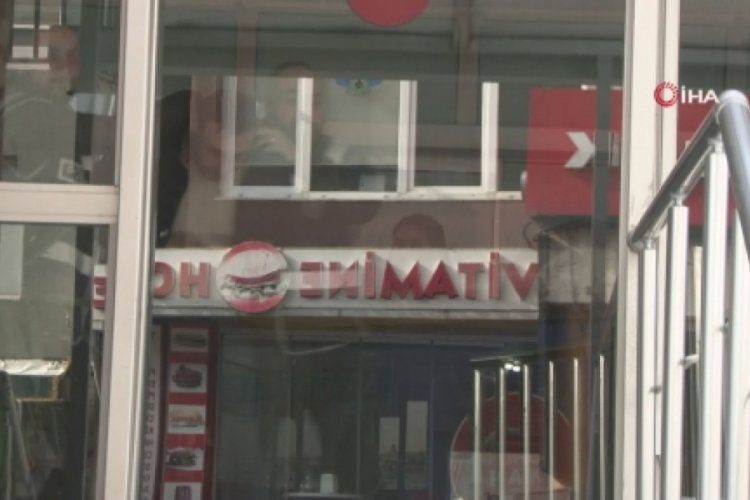 Ara&ccedil; yakıp otomobillerin lastiklerini kesen zanlı tutuklandı