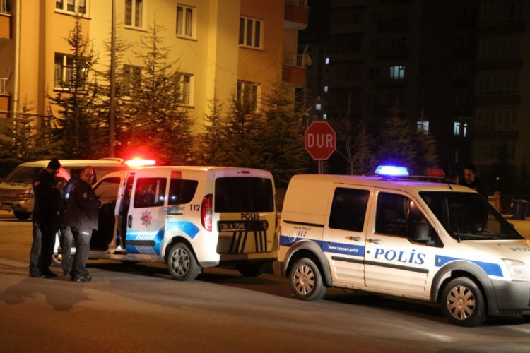 Arkadaşıyla tartışan gen&ccedil; intihara kalkıştı