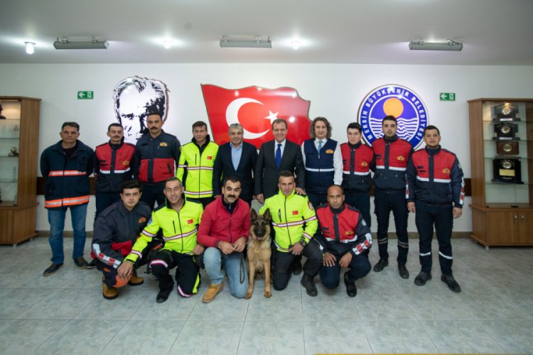 Azize, kendisini kurtaran ekipteki itfaiyecinin d&uuml;ğ&uuml;n&uuml;ne katılacak