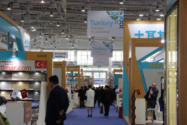 'Koronavir&uuml;s' d&uuml;nyanın en b&uuml;y&uuml;k fuarını erteletti