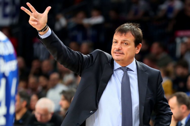 Ergin Ataman: Kobe Bryant, lokavt d&ouml;neminde T&uuml;rkiye'de oynamak istiyordu