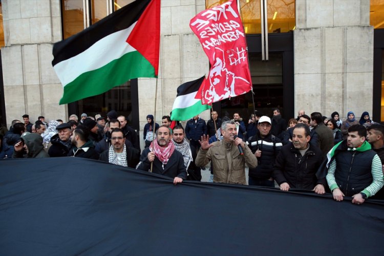 Br&uuml;ksel'de s&ouml;zde Orta Doğu barış planı protesto edildi