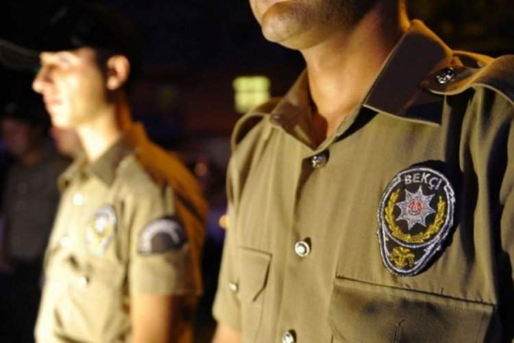 Bek&ccedil;ilere 'sıvazlama' r&ouml;tuşu! "Vallaha bu millet bizi topa tutar"