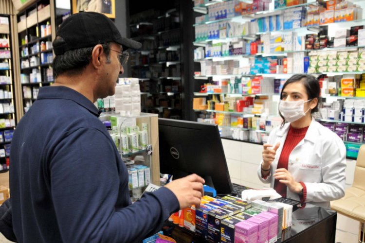 İstanbul Havalimanı'nda maske satışları arttı