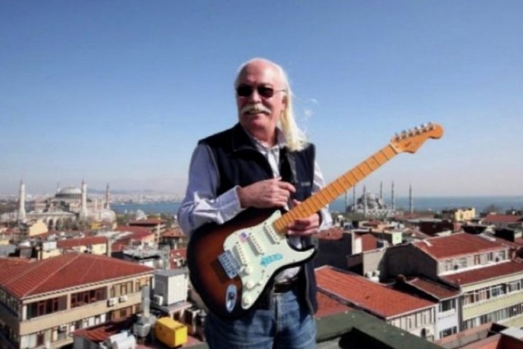 Cahit Berkay: 73 yaşındayım, bu yaşa kadar ne hayat g&ouml;r&uuml;ş&uuml;m değişti ne de duruşum