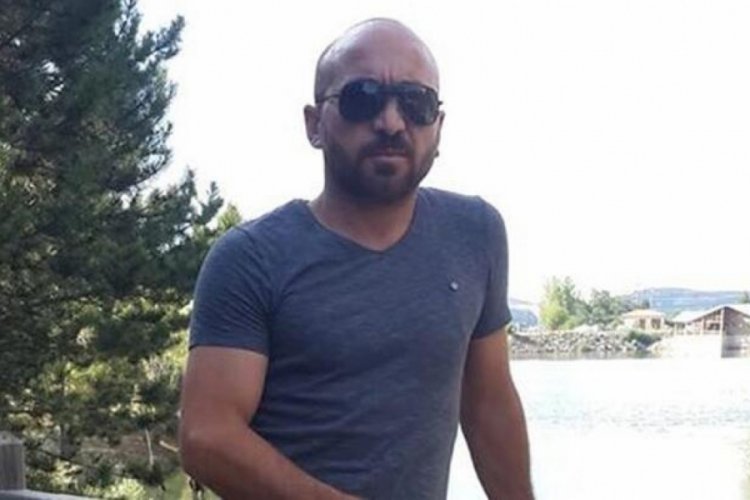 Aldatıldığını d&uuml;ş&uuml;nen kadın kocasını bı&ccedil;aklayarak &ouml;ld&uuml;rd&uuml;