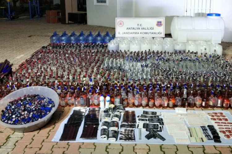 Sahte i&ccedil;kinin şifresi: 'Musluklar akıyor mu?'
