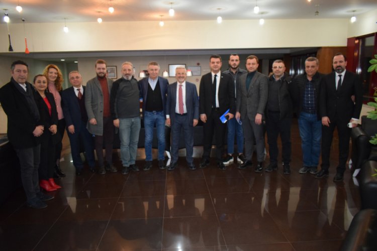 Bursa Nil&uuml;fer Belediyespor'da g&ouml;revler belirlendi