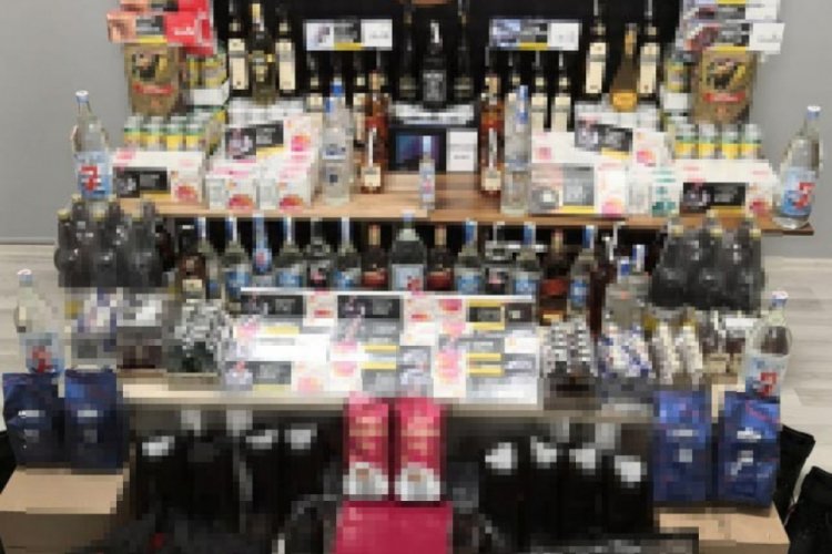 Ka&ccedil;ak alkol ve sigara operasyonuna 2 g&ouml;zaltı
