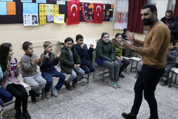 MEB, deprem b&ouml;lgesinde psikososyal destek eğitimini s&uuml;rd&uuml;recek