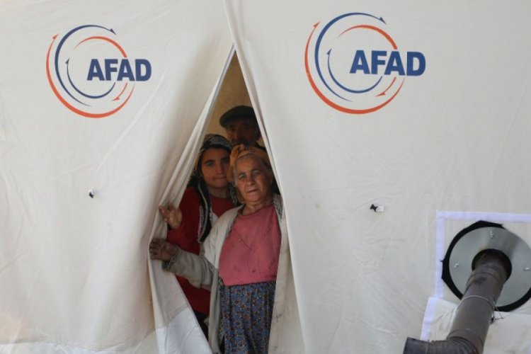 Depremle ilgili 'provokatif paylaşım' yaptığı iddia edilen ş&uuml;pheli sayısı y&uuml;kseldi
