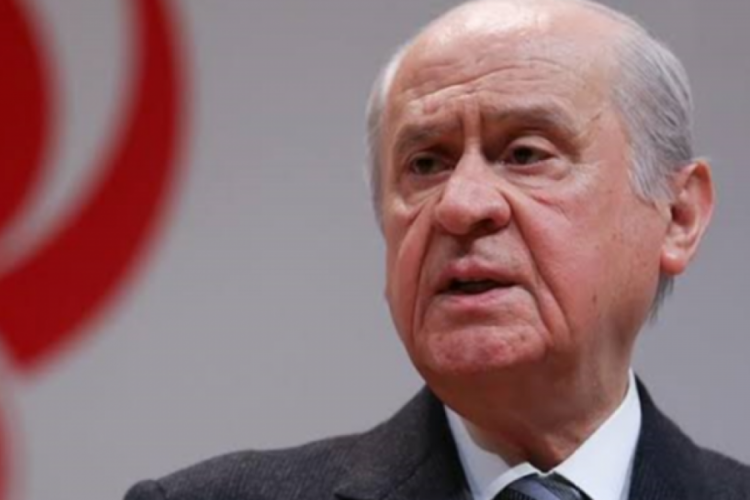 Bah&ccedil;eli'den ırk&ccedil;ı Yunan vekile &ccedil;ok sert tepki