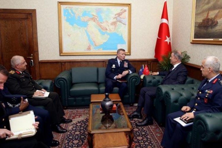 Bakan Akar, NATO Avrupa M&uuml;ttefik Kuvvetler Komutanını kabul etti