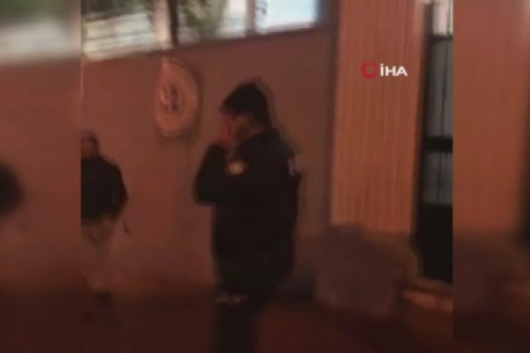 Yunanistan B&uuml;y&uuml;kel&ccedil;iliği &ouml;n&uuml;nde 'bayrak' protestosu