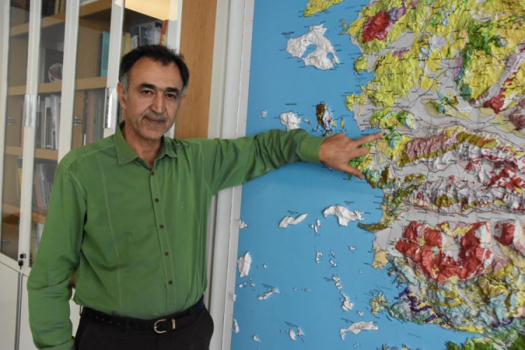 İzmir Jeoloji M&uuml;hendisleri Odası: Kentin &ouml;nemli kısımları riskli