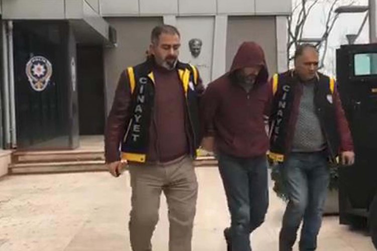 Bursa'da eski sevgilisi ile kardeşini, boğazını keserek &ouml;ld&uuml;ren sanığın akli dengesi araştırılacak