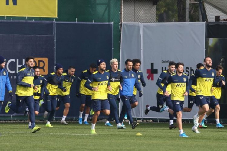 Fenerbah&ccedil;e Trabzonspor'a konuk olacak