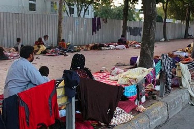 Adresini g&uuml;ncellemeyen Suriyeli'ye kamu hizmeti verilmeyecek