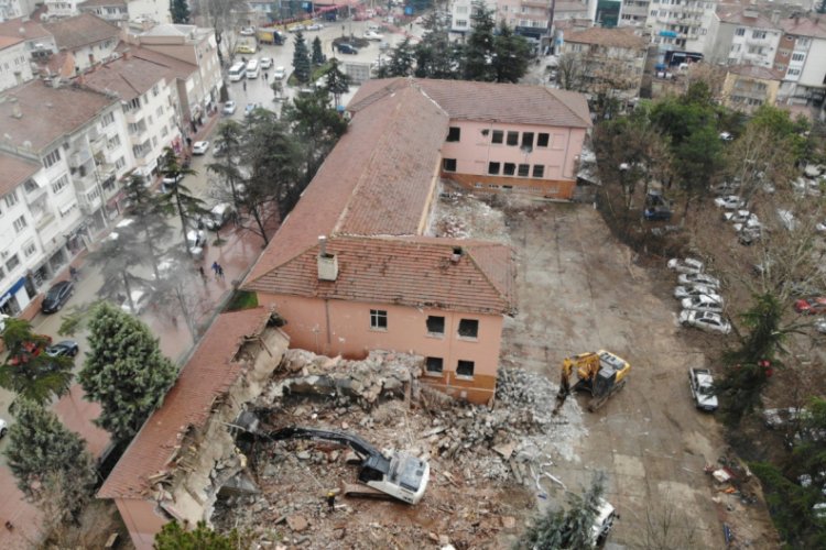 Bursa'da depreme dayanıklı olmayan okullar yıkılacak