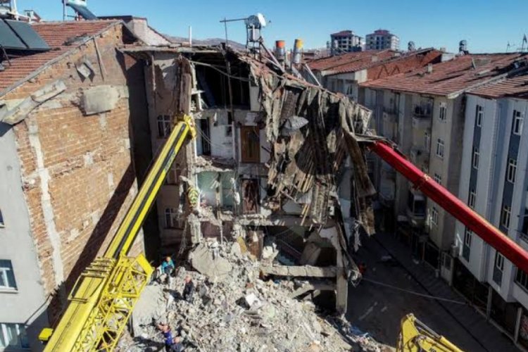 Deprem vergileriyle ilgili tartışmalara İletişim Başkanlığı'ndan yanıt