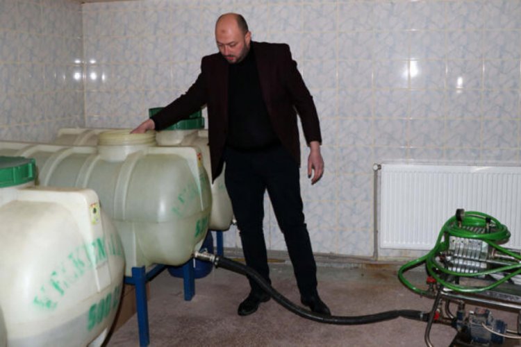 Dedesinin yarım asırlık "koku"sunu T&uuml;rkiye'ye satıyor