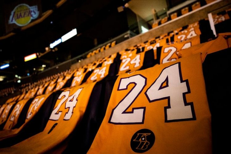 NBA'de Lakers, Kobe Bryant'ın &ouml;l&uuml;m&uuml; sonrası ilk ma&ccedil;ına &ccedil;ıktı