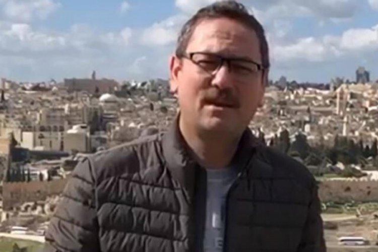 Başkan Kartoğlu ve ailesi Tel Aviv'deki havalimanında 5 saat alıkonuldu
