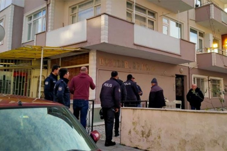 Babasının silahı ile oynarken kendini vurdu