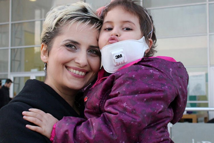 Koronavir&uuml;s nedeniyle &Ouml;yk&uuml; Arin'e maske bulunamıyor