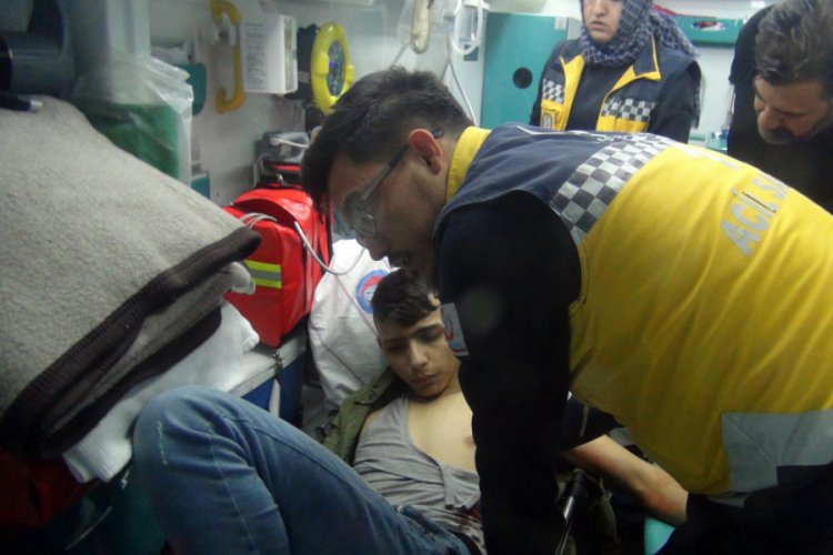 Asker eğlencesinde 'd&uuml;zg&uuml;n oynamama' kavgası