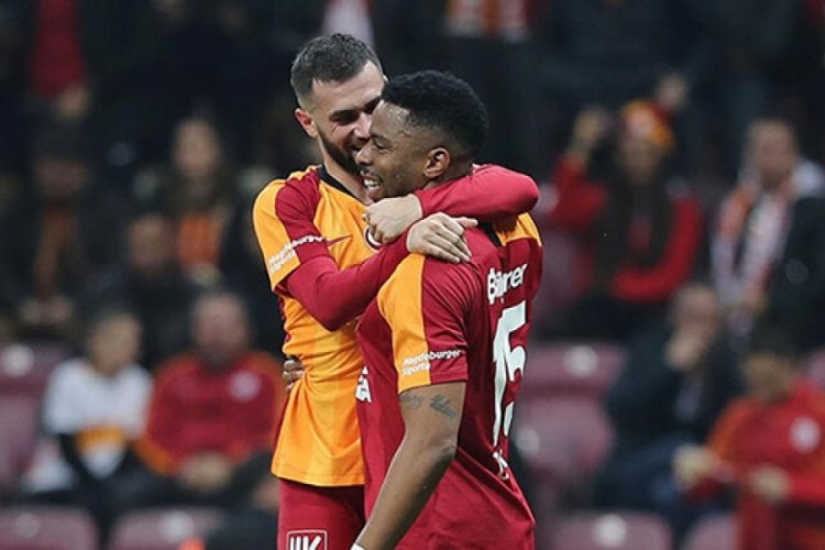 &Ouml;mer Bayram acı haberi ma&ccedil;tan sonra duyurdu!