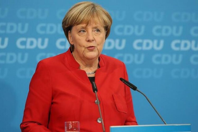 Merkel'den gıda end&uuml;strisi temsilcilerine &ccedil;ağrı