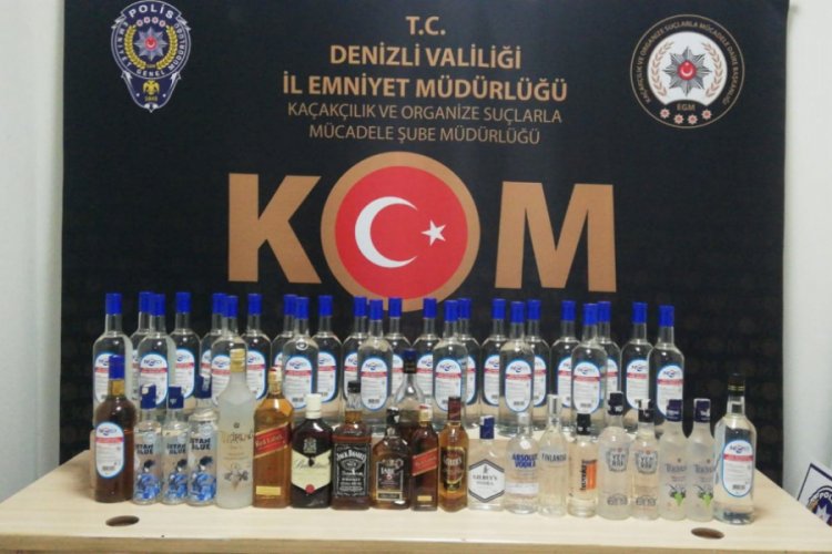 131 şişe ka&ccedil;ak i&ccedil;ki ve 256 litre sahte alkol ele ge&ccedil;irildi