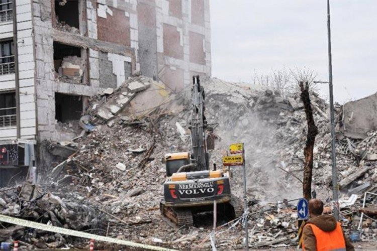 Valilik, depreme ilişkin son durumu paylaştı