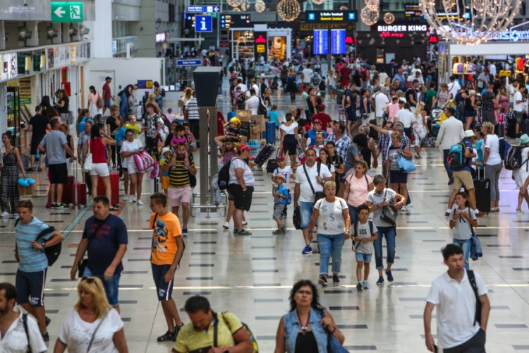 Turizmde T&uuml;rkiye ve İspanya arasındaki makas daralıyor