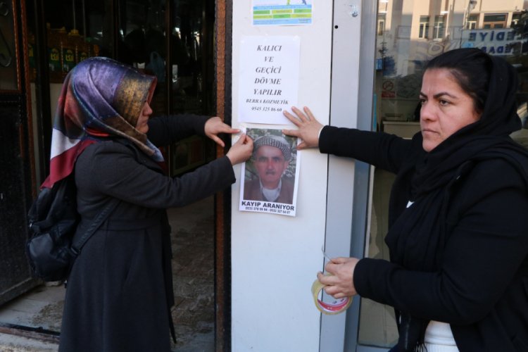 İki kız kardeş, kayıp babalarını arıyor