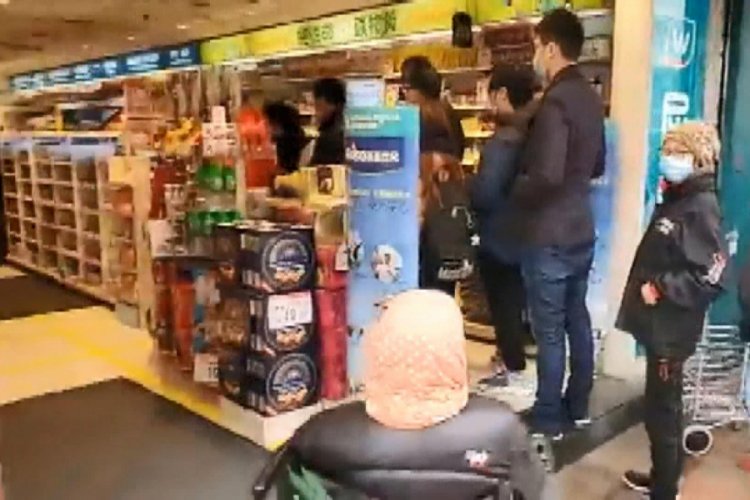 &Ccedil;in'de maske fiyatları y&uuml;kseldi