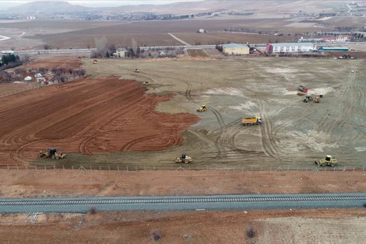 AFAD: Elazığ'da 2 bin 490 konteynerin kurulumu s&uuml;r&uuml;yor